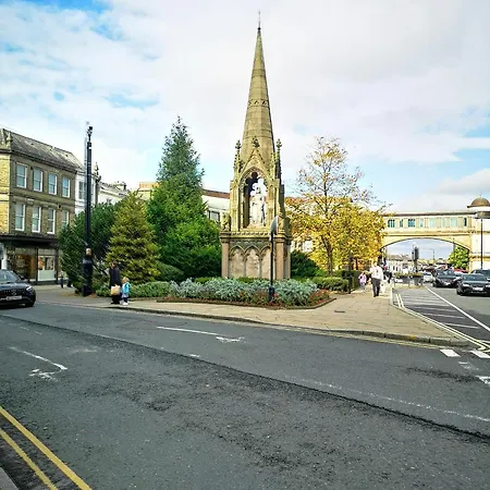 Apartman With Parking Permit