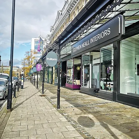 Διαμέρισμα With Parking Permit *